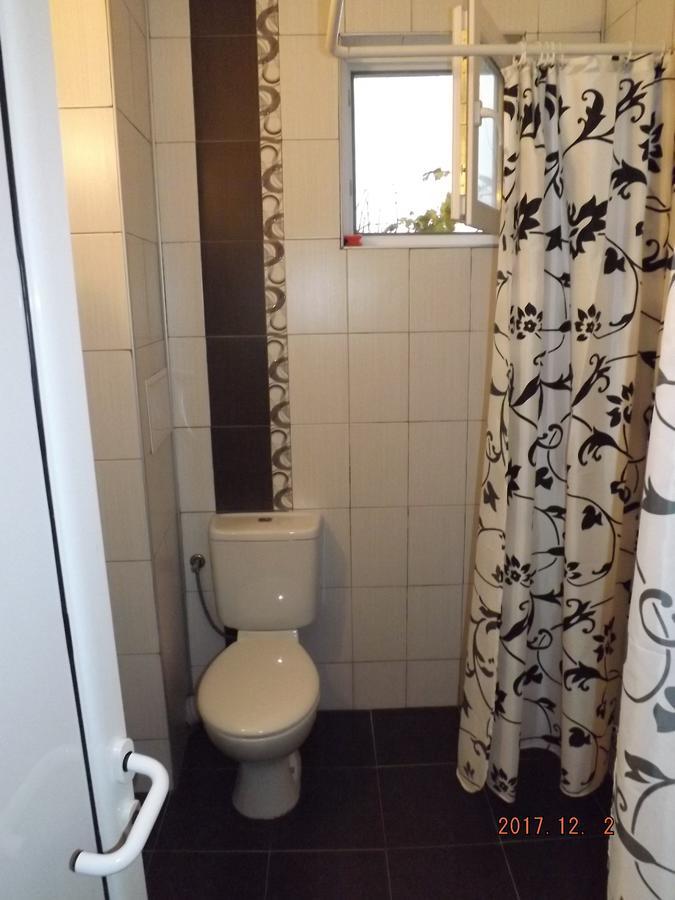 Faina Guest House レゾヴォ エクステリア 写真